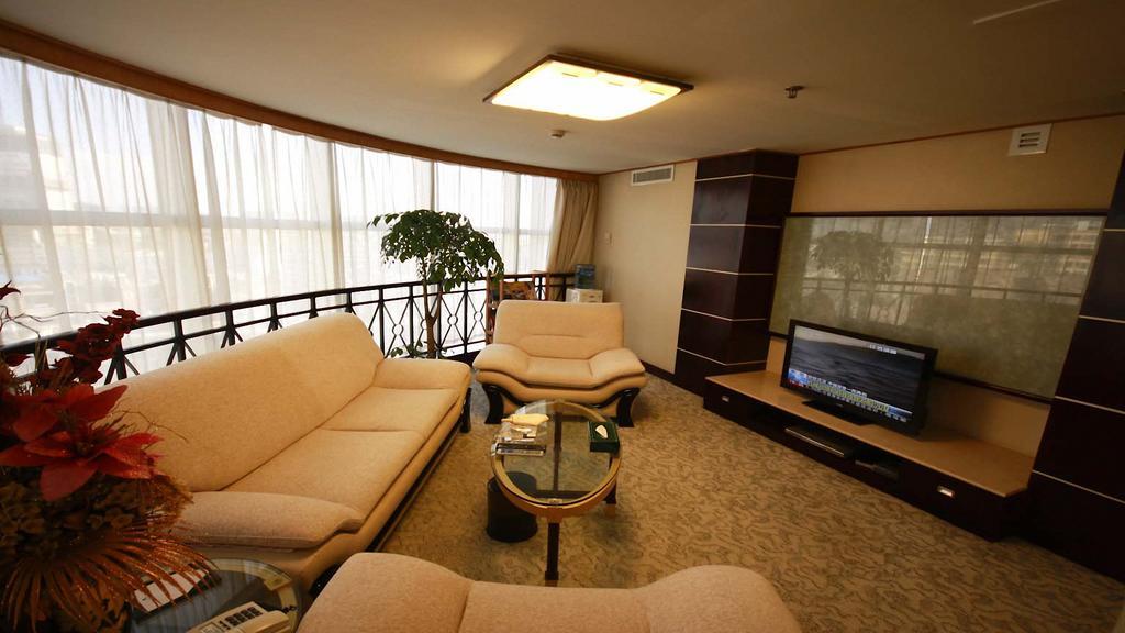 Kunming Zhongyu Hotel Exterior photo