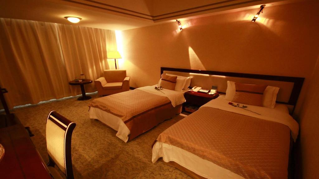 Kunming Zhongyu Hotel Exterior photo