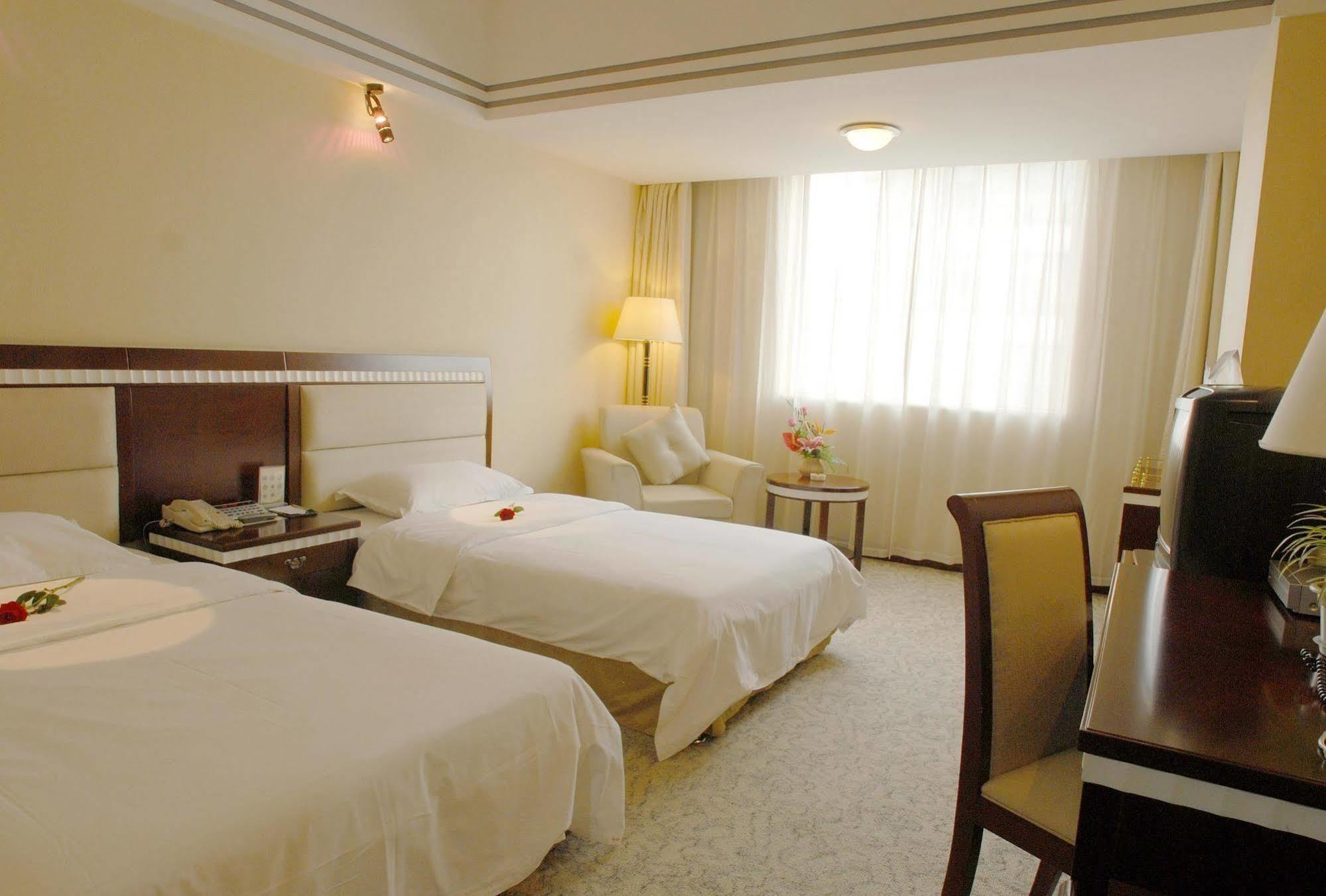 Kunming Zhongyu Hotel Exterior photo